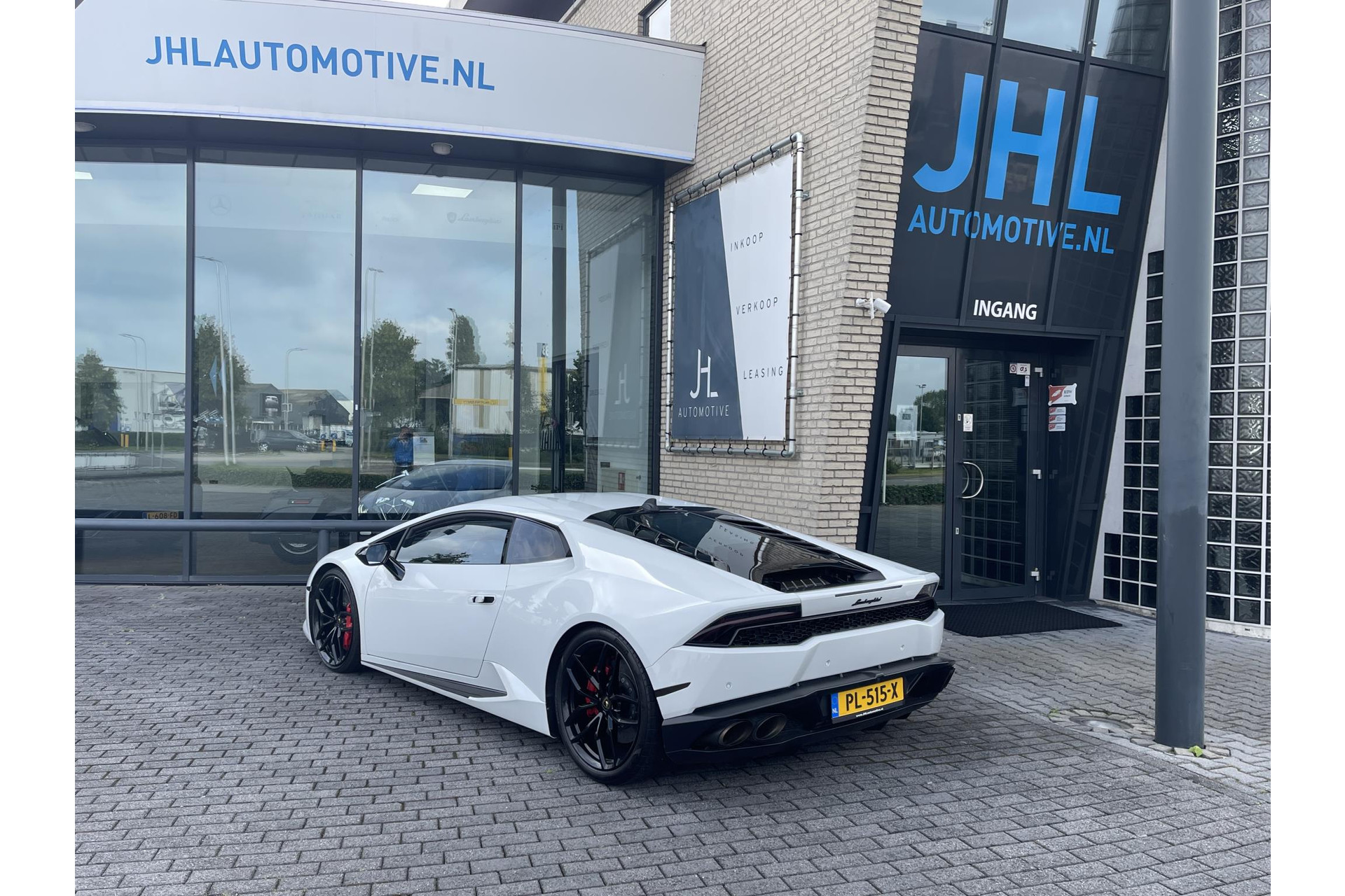 Lamborghini Huracan SUPERCHARGER*AKRAPOVIC*EVENTURI*NOVITEC*STERTMAN*
